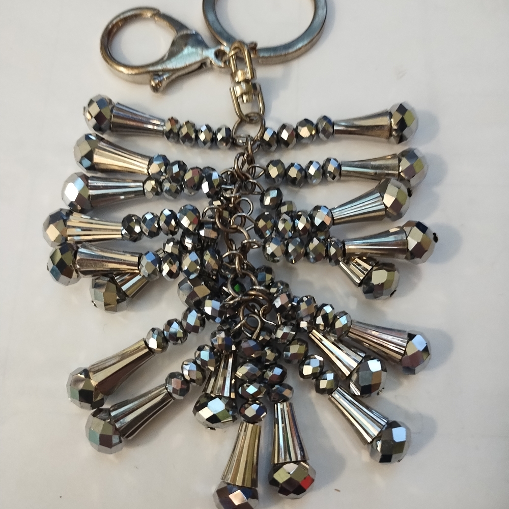 Elegant Multicoloured Beaded Keychains, Purse Chatms - Picture 3 of 10